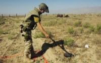 Norsk soldat risikerer livet for å fjerne miner i Afghanistan